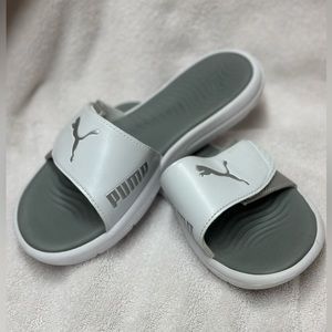 PUMA Women's Cool Cat Hook and Loop Slide Sandal NEVER WORN